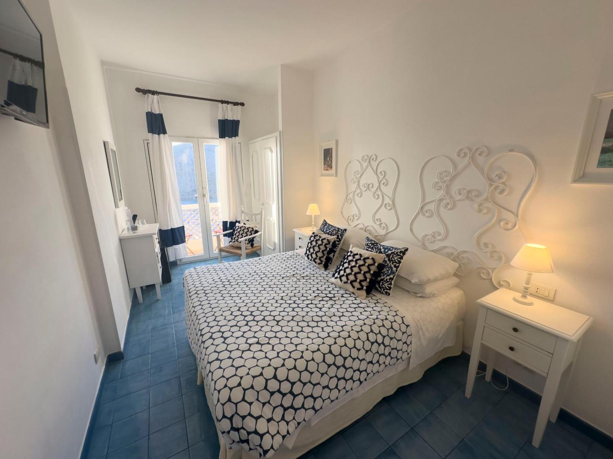 Hotel Chiaia Di Luna Ponza Kültér fotó